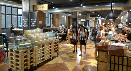Milan Centrale station bistro